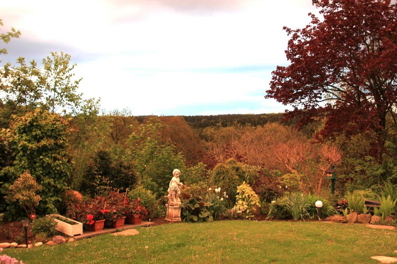 Bed And Breakfast Am Hoehenweg Warstein Eksteriør billede